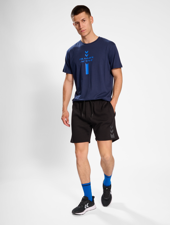 hmlACTIVE CO SHORTS, BLACK, model