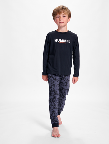 hmlNOLAN NIGHT SUIT, OMBRE BLUE , model