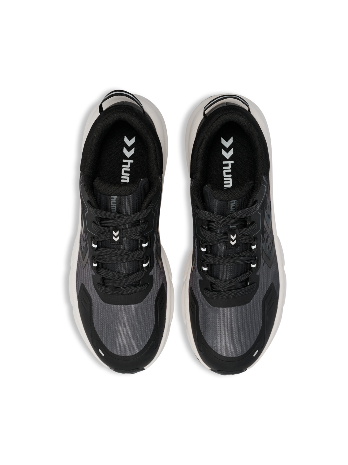 EARTH TRAIL ONE, BLACK, packshot