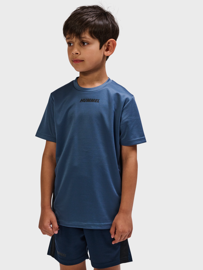 hummel T-shirts and tops - Kids | hummelsport.seAll amazing products on  hummel