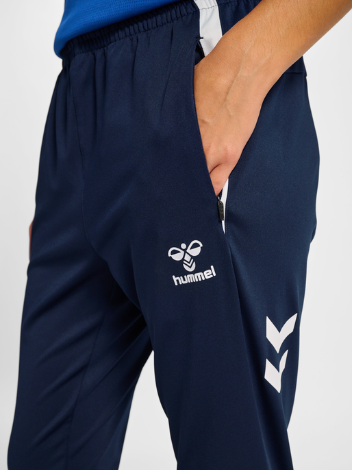hmlLEAD 2.0 TRAINING PANTS WOMAN, MARINE, model