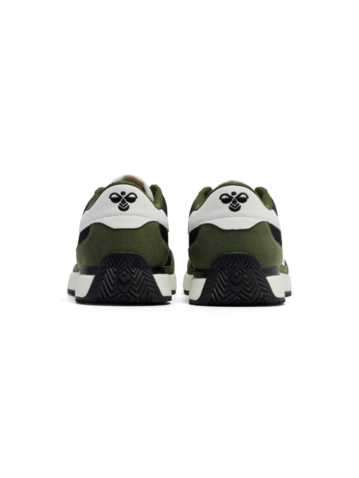 STADION 23, WINTER MOSS, packshot
