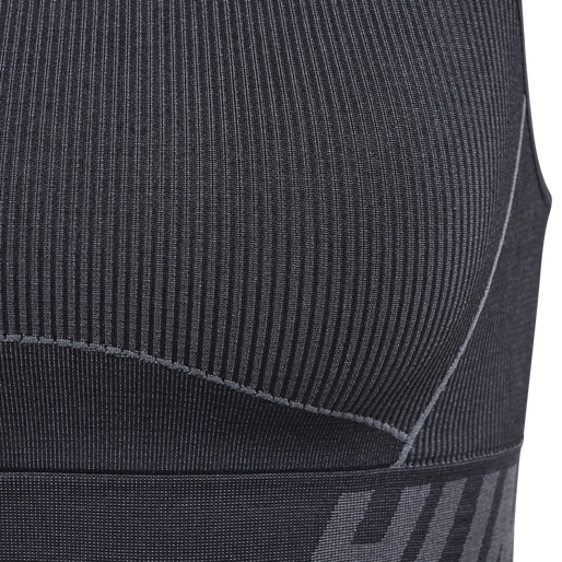 hmlTE CHRISTEL SEAMLESS SPORTS TOP, BLACK/ASPHALT MELANGE hmlTE CHRISTEL SEAMLESS SPORTS TOP, BLACK/ASPHALT MELANGE, packshot