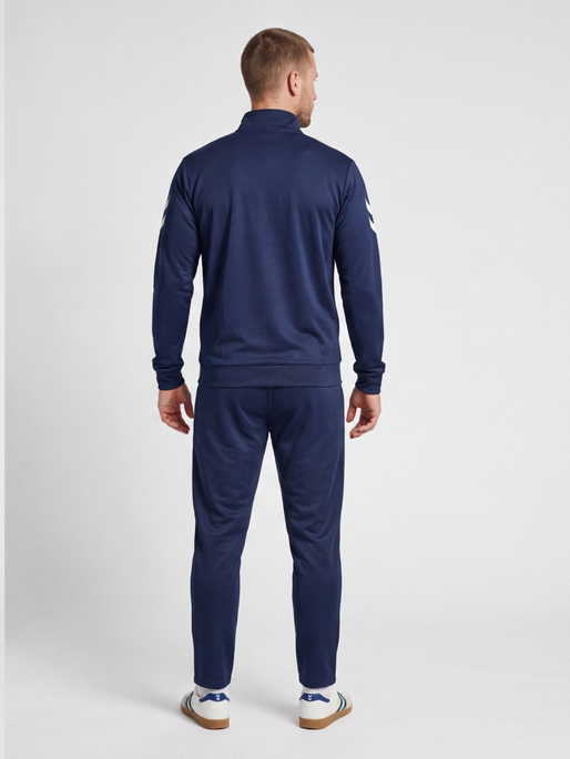 hmlLOGO SUIT, MARINE, model