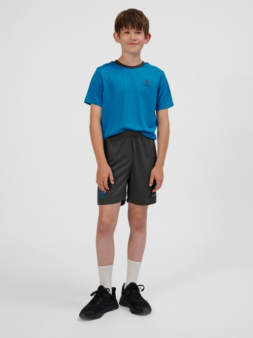hmlSTALTIC POLY SHORTS KIDS, MAGNET, model