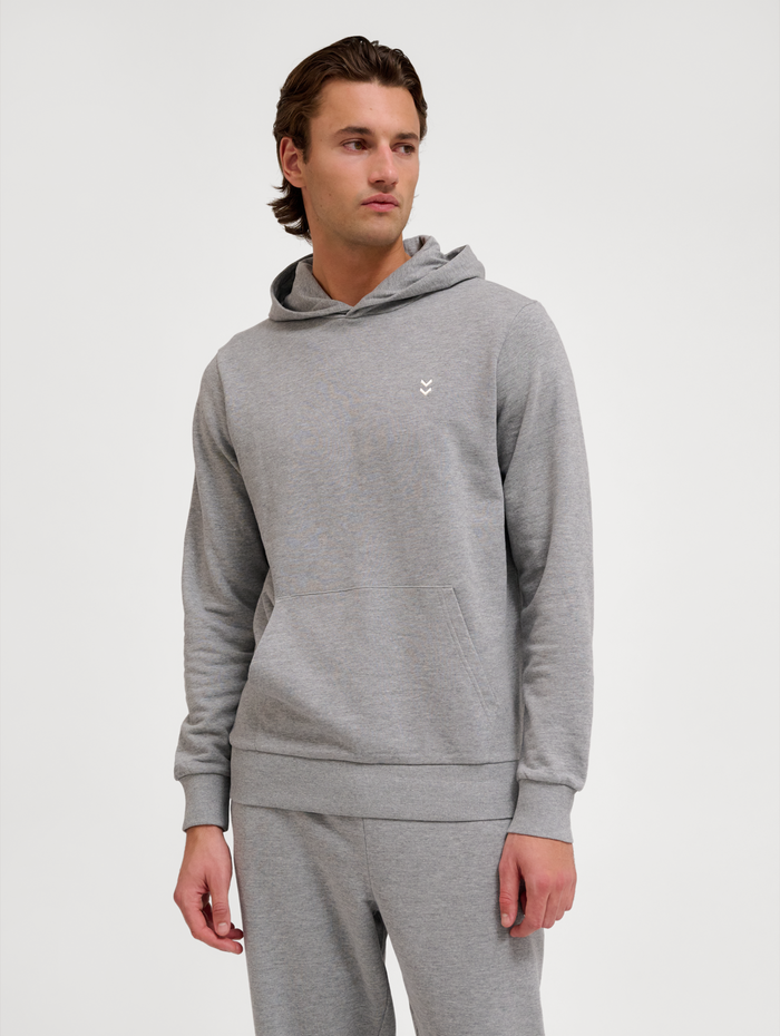 hmlPULSE SWEAT HOODIE, GREY MELANGE, model