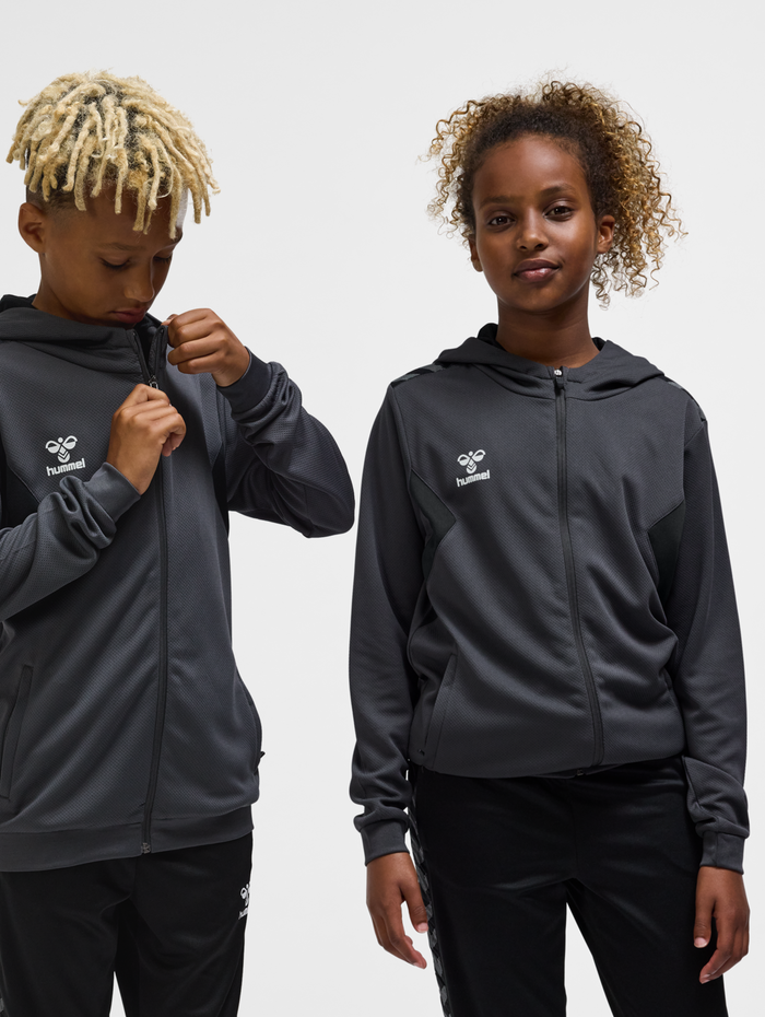 hmlAUTHENTIC PL ZIP HOODIE KIDS, ASPHALT, model