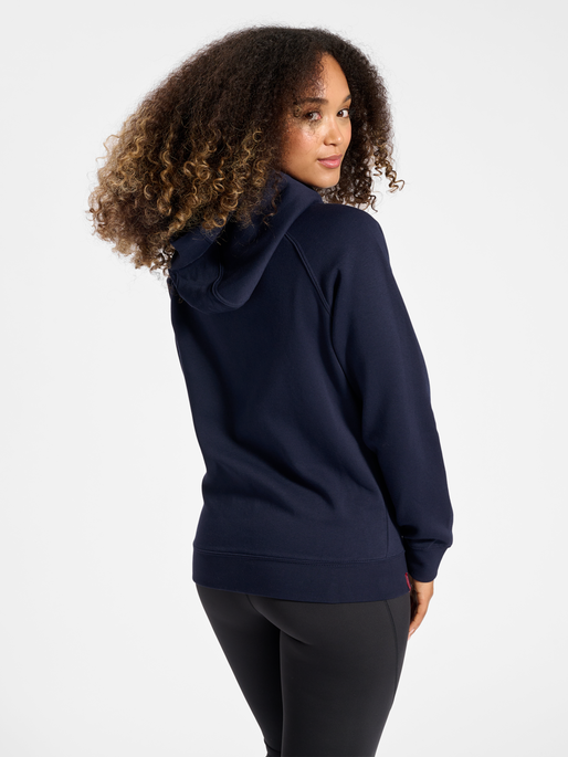 hmlRED CLASSIC ZIP HOODIE WOMAN, MARINE, model