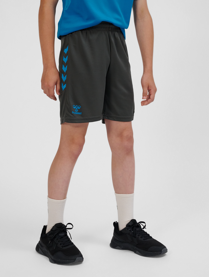 hmlSTALTIC POLY SHORTS KIDS, MAGNET, model