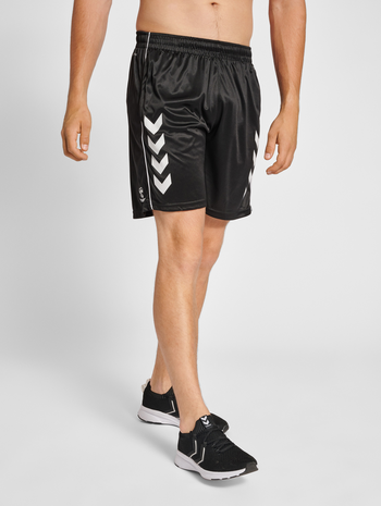 hmlCORE XK POLY COACH SHORTS, BLACK, model