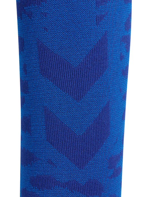 hmlMT LEO SEAMLESS CROP T-SHIRT L/S, OLYMPIAN BLUE/SODALITE BLUE ME, packshot