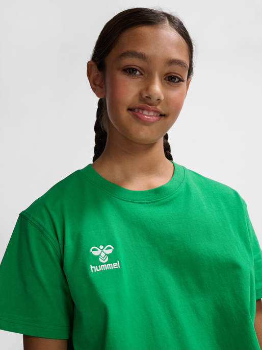 hmlGO 2.0 T-SHIRT S/S KIDS, JELLY BEAN, model