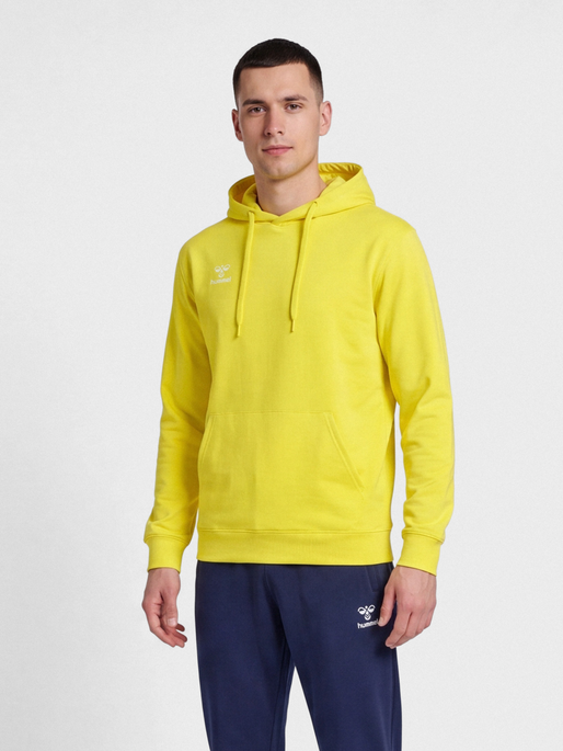 hmlGO 2.0 HOODIE, BLAZING YELLOW, model