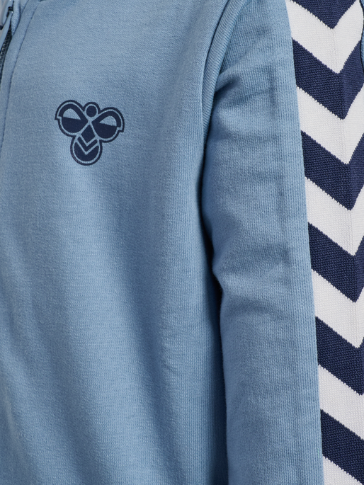 hmlMINI REG CHEVRON SET, FADED DENIM hmlMINI REG CHEVRON SET, FADED DENIM, packshot