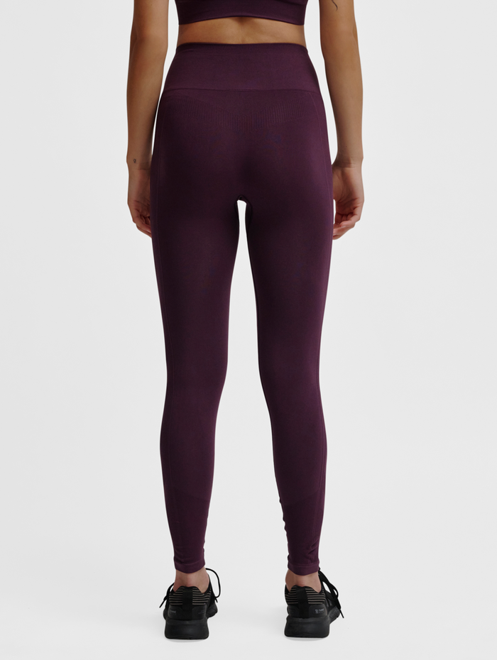 hmlTIF SEAMLESS HIGH WAIST TIGHTS, PLUM PERFECT, model