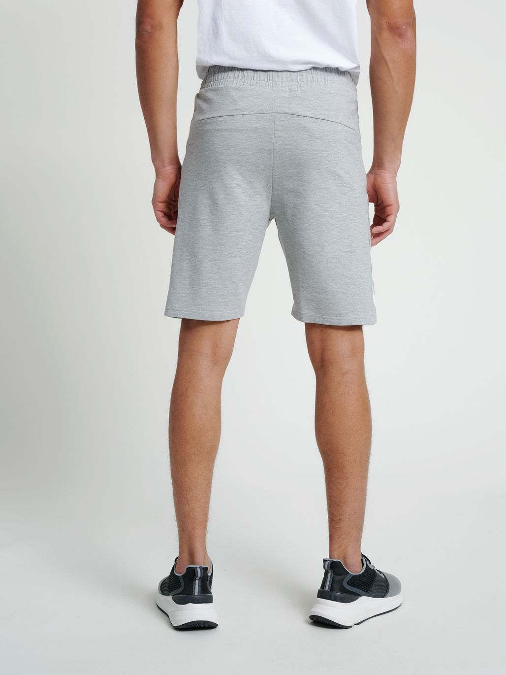 Hummel ray shorts 2025