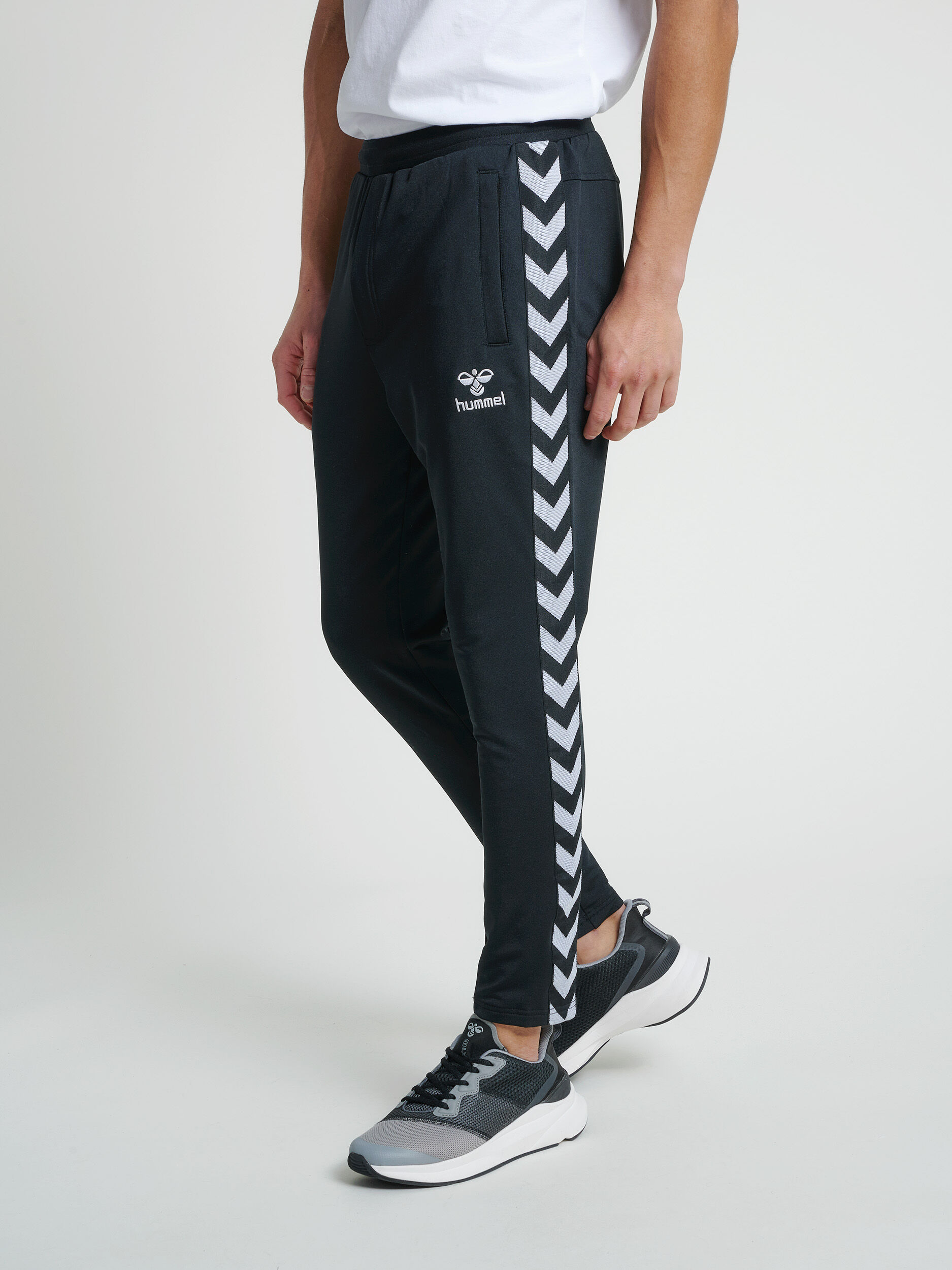 Hummel track pants sales