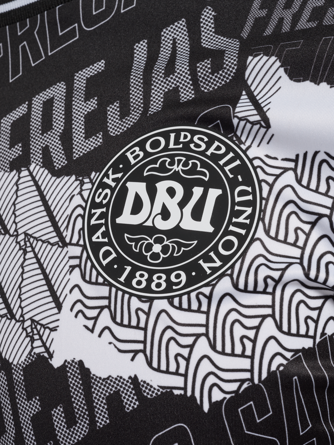 DBU 24 PREGAME JERSEY S/S, BLACK/WHITE, packshot