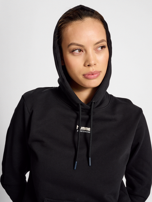 hmlLGC SHAI HOODIE, 2001, model