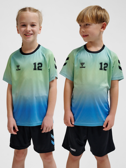 hmlSHIMMER T-SHIRT S/S, LICHEN BLUE, model