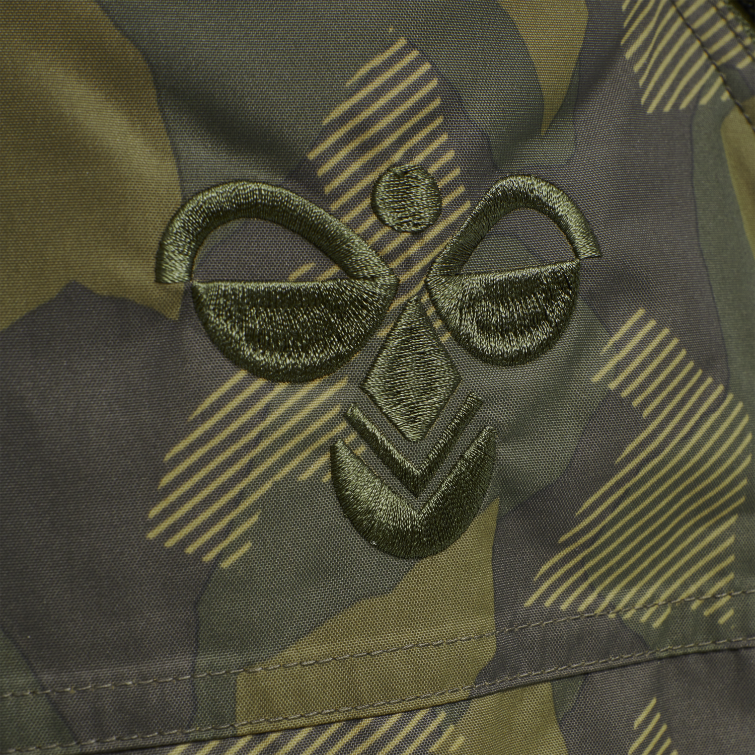 hmlMOON SNOWSUIT, OLIVE NIGHT/ECRU OLIVE, packshot