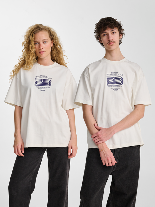 hmlLOOSE T-SHIRT S/S 23, BLANC DE BLANC, model