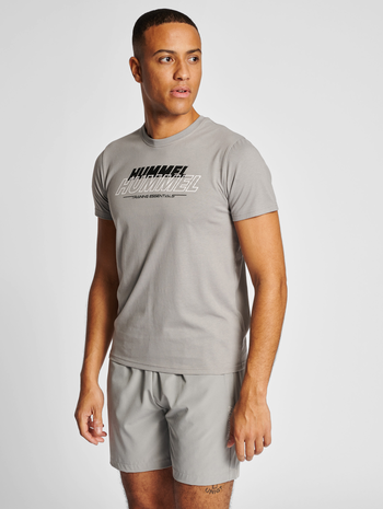 hmlTE JEFF COTTON T-SHIRT, SHARKSKIN, model