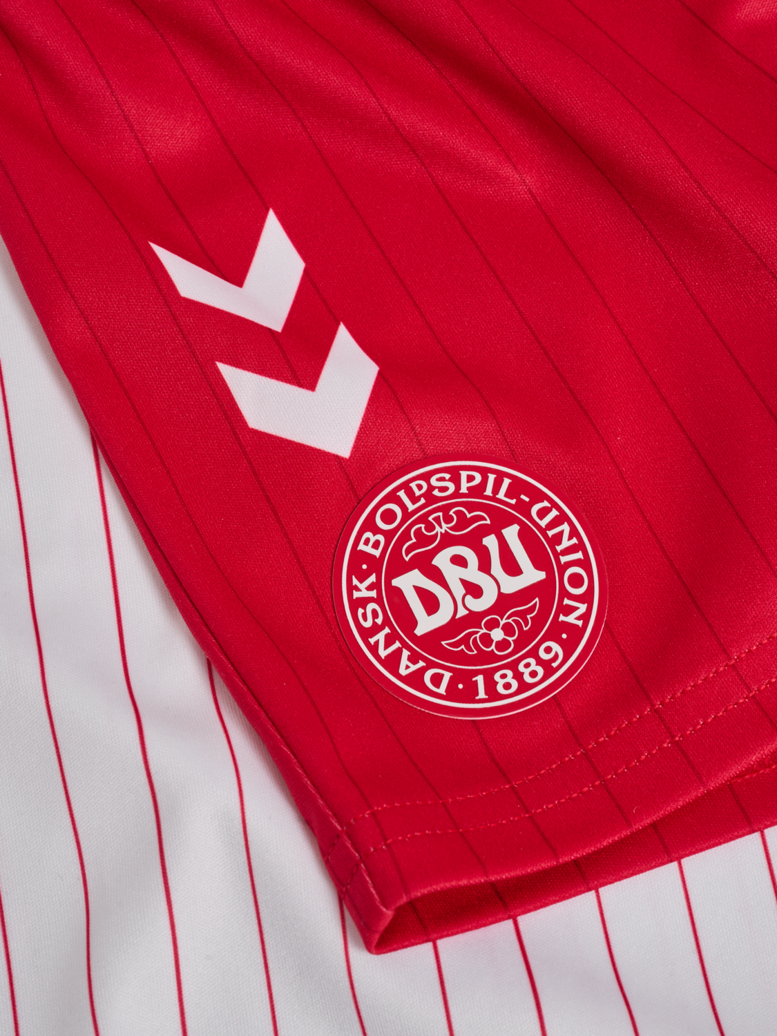 DBU 26 AWAY MINI KIT, WHITE, packshot