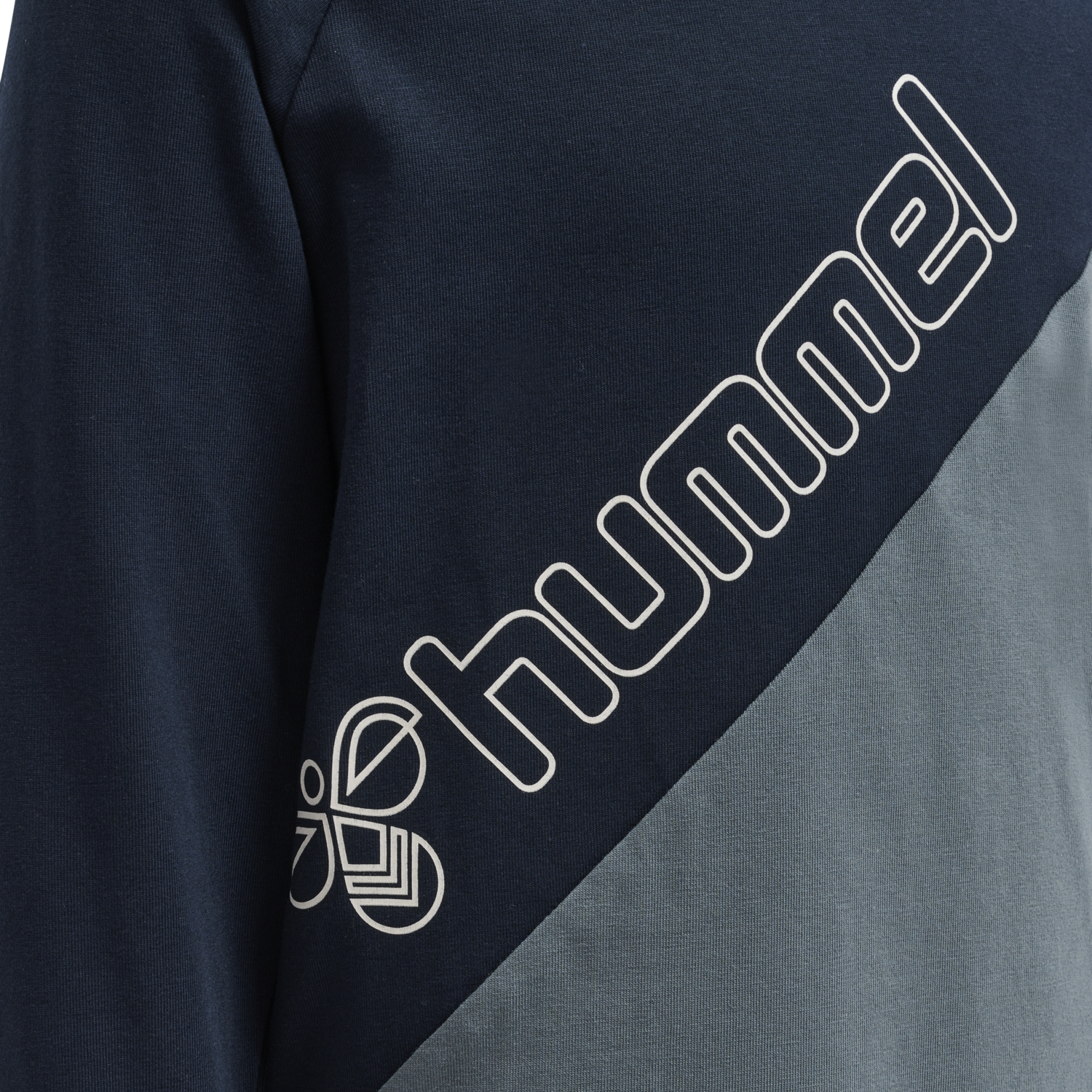 hmlAXEL T-SHIRT L/S, 1009, packshot