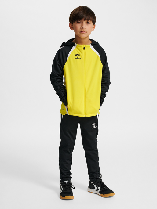 hmlLEAD 2.0 ZIP HOODIE KIDS, BLAZING YELLOW/BLACK, model