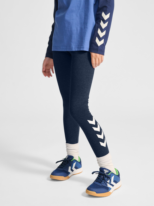 hmlJR LOGO TIGHTS, DRESS BLUE MELANGE, model