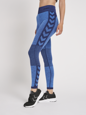 hmlCLEA SEAMLESS MID WAIST TIGHTS, INSIGNIA BLUE MELANGE, model