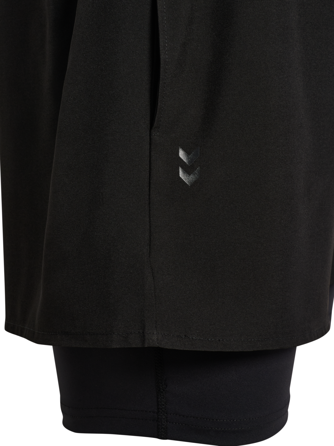 hmlHIIT INTENSITY 2 IN 1 SHORTS, BLACK, packshot