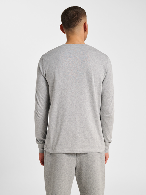hmlLEGACY 2.0 T-SHIRT L/S, GREY MELANGE, model