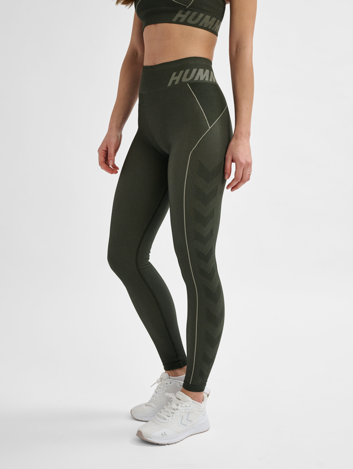hmlTE CHRISTEL SEAMLESS MW TIGHTS, CLIMBING IVY/SEAGRASS MELANGE, model