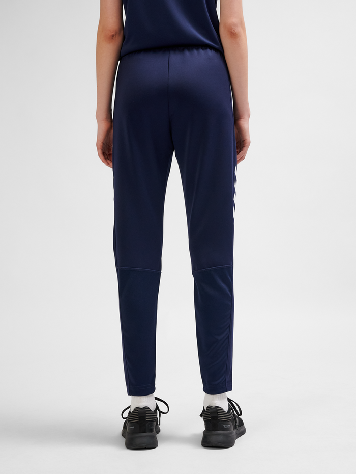hmlCORE XK TRAINING PL PANTS WOMAN, MARINE, model