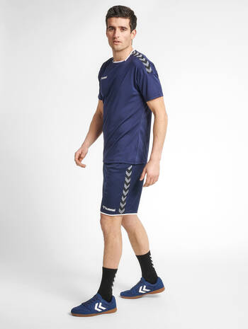 hmlAUTHENTIC POLY SHORTS, MARINE, model