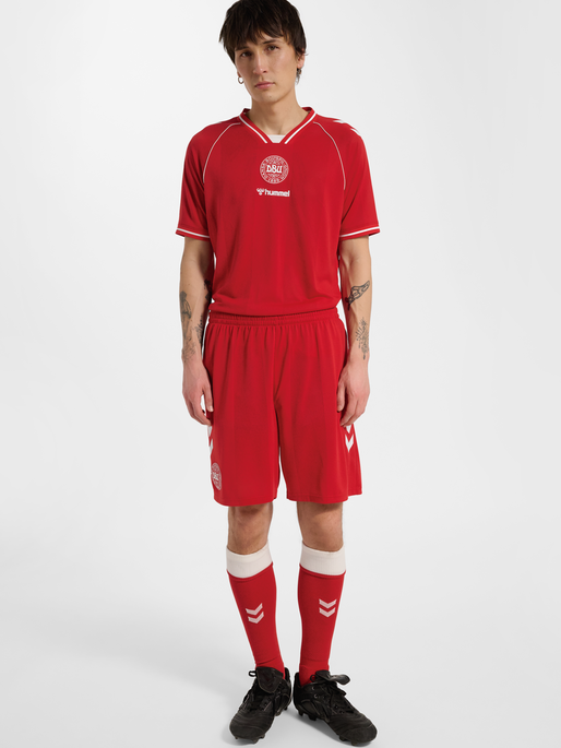 DBU 26 HOME SHORTS PRO, TANGO RED, model