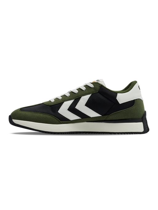 STADION 23, WINTER MOSS, packshot