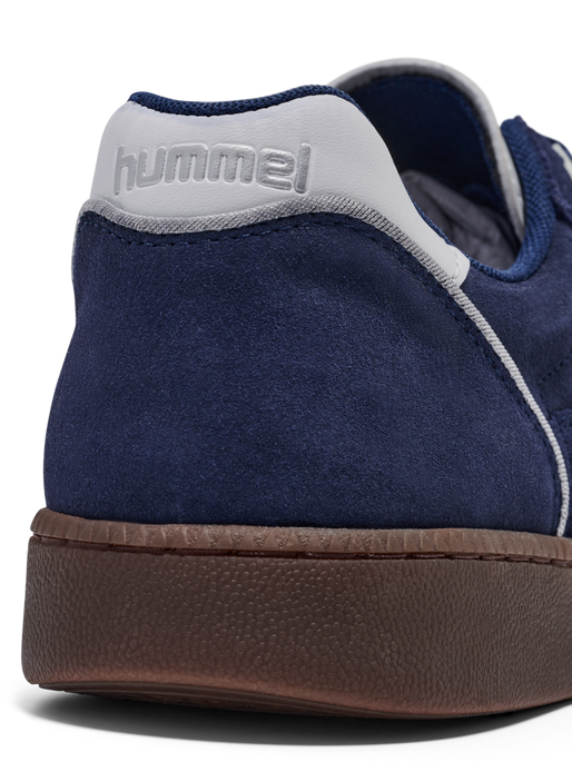 HB TEAM, BLACK IRIS, packshot