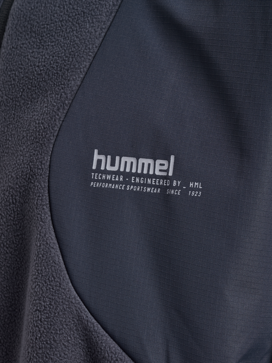 hmlHYBRID FLEECE JACKET, EBONY, packshot