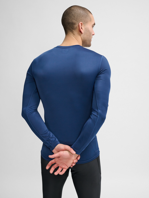 hmlTE TOPAZ BASELAYER T-SHIRT L/S, INSIGNIA BLUE, model