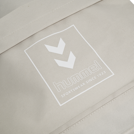 hmlKEY BACK PACK, PUMICE STONE hmlKEY BACK PACK, PUMICE STONE, packshot