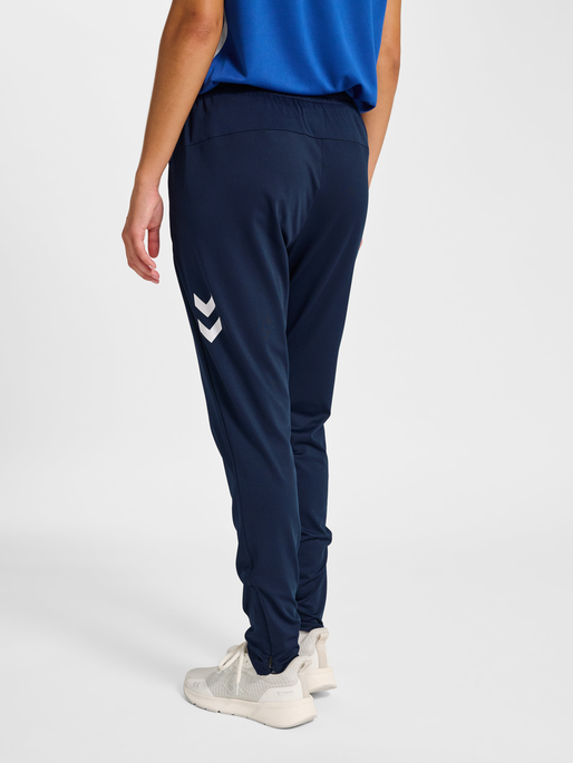 hmlLEAD 2.0 TRAINING PANTS WOMAN, MARINE, model
