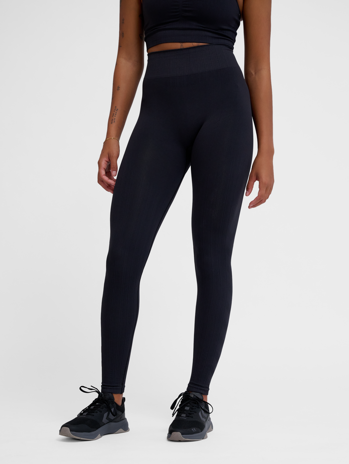 hmlMT DEFINE SEAML SCRUNCH TIGHTS, BLACK, model