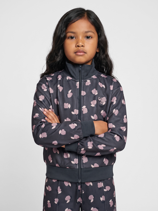 hmlJR REG POLY GYM ZIP JACKET, OMBRE BLUE, model