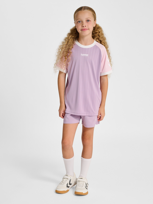 hmlJR STRIPE T-SHIRT S/S, LAVENDER MIST, model
