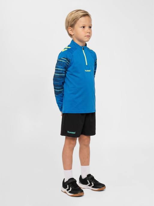 hmlBLAZE PRO TRAINING HALF ZIP KIDS, SKYDIVER, model