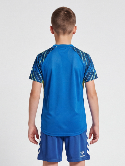 hmlBLAZE PRO TRAINING JERSEY KIDS, SKYDIVER, model