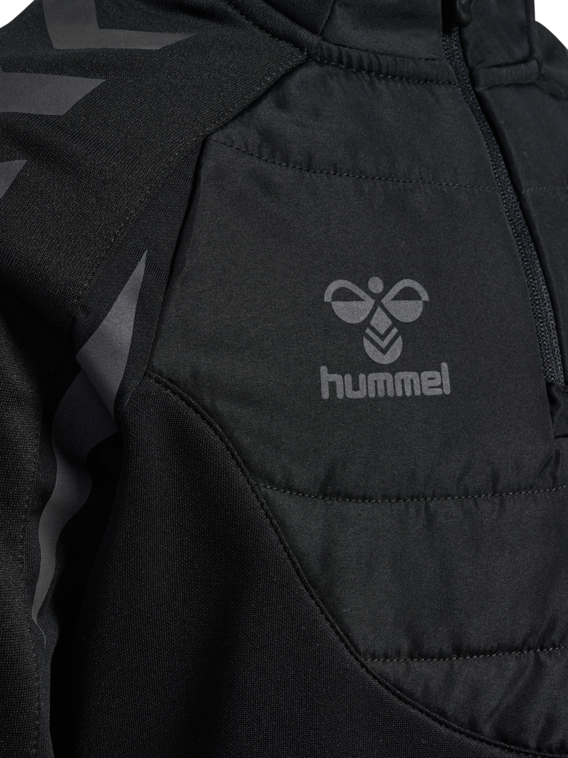 hmlBTC WINTER TRAINING HALF ZIP KID, BLACK, packshot